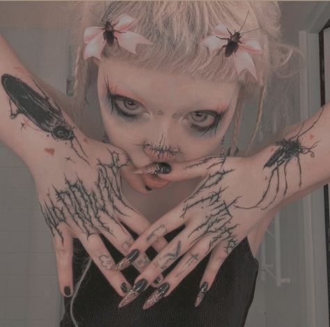 Jazmin Bean Tattoo, Jazmin Bean Icon, Jazmine Bean, Unconventional Makeup, Neotraditional Tattoo, Kawaii Pastel Goth, Jazmin Bean, Hand Tats, Witch Tattoo