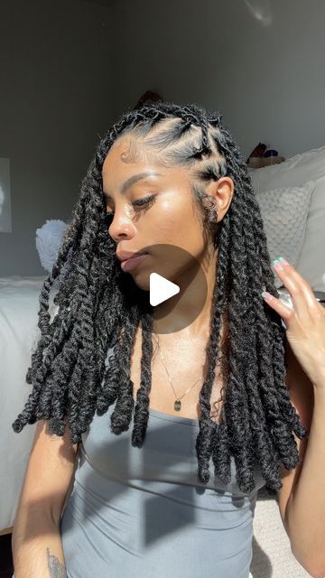 NICHOLE ♡ 𝒚𝒐𝒖𝒓 𝒗𝒊𝒓𝒕𝒖𝒂𝒍 𝒃𝒆𝒔𝒕𝒊𝒆 on Instagram: "here are a few of my go to loc styles 🤍✨check out how I achieved this elongated boho loc bob on YouTube!  🎥: THEREALCHOLEY   . . #locwashday #locjourney #instantlocs #starterlocs #washdayroutine #fyp #explore #nimanaturals #locstyles #locs #twostrandtwist #locbob #youtube" Loc Bob Styles, Loc Bob Styles Dreads, Loc Knot Bob, Loc Bob, Dread Styles, Two Strand Twist, Starter Locs, Dreads Styles, Bob Styles