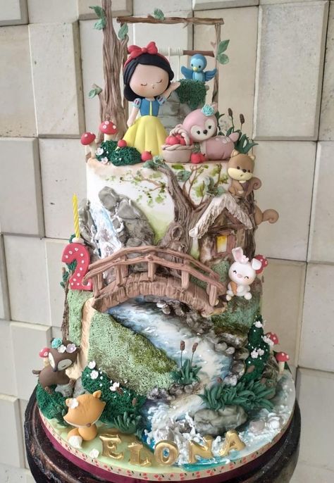 Peanuts Birthday Party, Fairy Birthday Cake, Cake Cafe, Peanuts Birthday, Fiesta Cake, Snow White Birthday Party, Carousel Cake, Whimsical Christmas Trees, Snow White Birthday