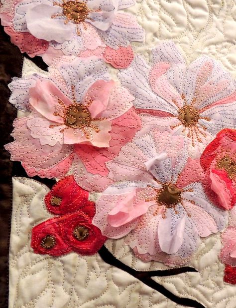 3-D Cherry Blossoms Cherry Blossom Applique, Cherry Blossom Quilt, Fabric Art Tutorials, Terial Magic, Cherry Blossom Fabric, Bigfork Montana, Creative Textiles, Cherry Blossom Art, Fabric Embellishment