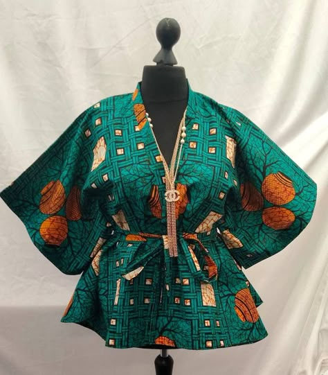 Stylish Handmade Ankara Kimono Top/jacket - Etsy Canada Kimono Fashion Ankara, Ankara Blouses For Women, Kitenge Jackets For Women, Stylish Kimono Ankara Styles, Kimono African Print Ankara, Kimono Ankara Styles, African Print Kimono Jackets, Kimono Jacket Outfit, Ankara Jackets For Women