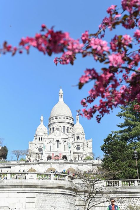 Sacre Coeur | Paris springtime Paris Streets, Tower City, Paris Holiday, Springtime In Paris, Paris Winter, Sidewalk Cafe, Paris Dream, City Of Love, I Love Paris