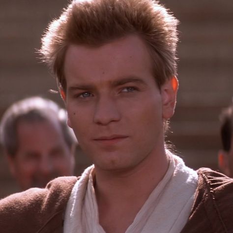 Padawan Obi Wan, Ewan Mcgregor Obi Wan, Star Wars Aesthetic, Phantom Menace, The Phantom Menace, Ewan Mcgregor, Obi Wan Kenobi, The Phantom, Star Wars Episodes