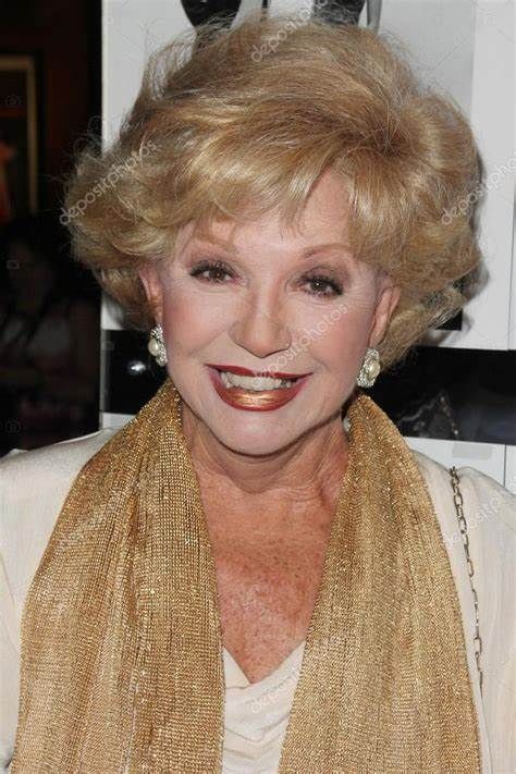 Ruta Lee is a Canadian actress and dancer. Ruta Lee, Canadian Actresses, Aging Gracefully, Dancer, Blonde, Actresses