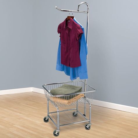 Laundry clothes hanger