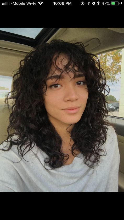 Curly Hair Cut, Natural Curly Hair Cuts, Layered Curly Hair, Short Curly Hairstyles, Hair Romance, Taraji P Henson, Curly Hair Photos, Cute Curly Hairstyles, Wavy Haircuts