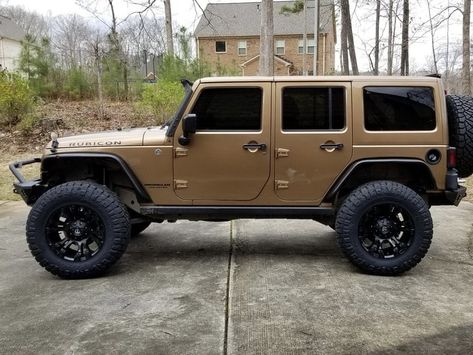 Jeep Copper-Brown Brown Jeep Wrangler, Brown Jeep, Black Jeep, Copper Brown, Jeep Cars, Jeep Stuff, Classy Cars, Brown Interior, Wrangler Unlimited