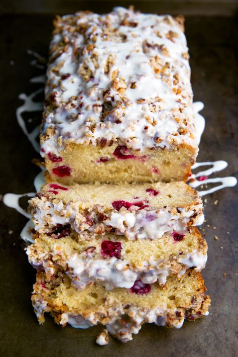 White Chocolate Cranberry Loaf with Pecan Streusel | Broma Bakery Apple Streusel Bread Recipe, Chocolate Cranberry Bread, Cranberry Quick Bread, Cranberry Cake Recipe, Cranberry Loaf, Cranberry Bread Recipes, Chocolate Cranberry, Apple Streusel, Broma Bakery