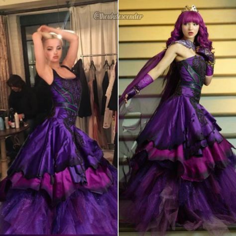 Mal Dress, Dove Cameron Descendants, Disney Descendants 2, Descendants Mal, Cotillion Dresses, Mal Descendants, Movies Fashion, Disney Descendants 3, Disney Descendants