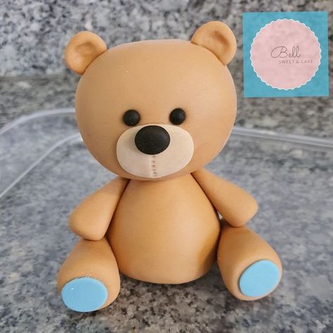 Fondant Teddy Bear, Kids Cake Toppers, Boys 1st Birthday Cake, Fondant Figures Tutorial, Fondant Cake Designs, Bear Cake Topper, Teddy Bear Cakes, Edible Toppers, Animal Cupcakes