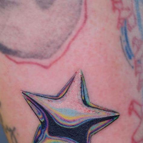 K I N X on Instagram: "Chrome star from my flash! 😍🌈 . . . . . . . . #milwaukeetattoo#milwaukeetattooartist#midwesttattoo#midwesttattooartist#wisconsintattoo#wisconsintattooartist#kinxtattoos#kinxtattoo#kinx#hmongtattooartist#chrometattoo#oilslicktattoo#startattoo#microrealism#microrealismtattoo" Chrome Star Tattoo, Chrome Tattoo Designs, Chrome Tattoo, Chrome Star, Star Tattoo Designs, Star Tattoos, Tattoo Inspo, Color Tattoo, Tattoo Ideas