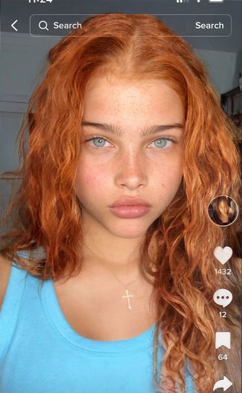 Ginger With Brown Eyebrows, Orange Hair And Eyebrows, Hair Dye For Green Eyes, Hair And Eye Color Combinations, Ginger Hair Brown Eyes, Ginger Eyebrows, Hair Chemistry, Ginger Hair Green Eyes, Eyebrows Redheads