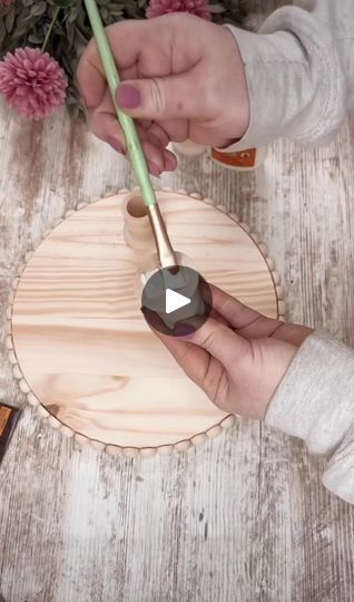 206K views · 3.1K reactions | You know those 10 inch rounds I got from Menards for $1.67? Here’s a project I made using one! | By Barefoot & Freckled, LLC | Facebook Fall Wood Crafts, Arts And Crafts For Adults, House Projects, Craft Studio, Kids Crafts, Recipe Ideas, Diy Christmas, 10 Inch, Wood Crafts