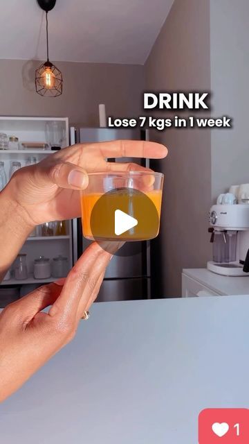 THE SMOOTHIE SLIM DETOX 🇺🇸 on Instagram: "Do you want to lose 7 kgs in 1 week? Drink this homemade juice. No ginger added  FOLLOW👉🏻 @thesmoothie4diet for detox smoothie recipes to burn belly fat fast and regain confidence  Type "Yes" if you want more posts like this!  Like & tag your friends!!  ⏩ Follow @thesmoothie4diet if you have 5 minutes a day to solve your body problem.  Check the LINK 🔗 in my bio (👉 @thesmoothie4diet ) and take the 21-Day Smoothie Diet Challenge TODAY to start a successful weight-loss journey and enjoy a new lifestyle!⁣⁣⁣⁣⁣⁣⁣⁣⁣⁣⁣⁣!⁣ ⁣. People who complete the challenge lose up to 20 lbs and form long-term healthy eating habits that help them to keep the weight off for good.⁣ ⁣. CHECK THE LINK IN MY BIO TO JOIN:⁣ 👉 @thesmoothie4diet  👉 @thesmoothie4diet   . . Healthy Weight Loose Juice, What To Eat To Lose Body Fat Fast, Diet To Loose Belly Fat Quickly, Healthy Drinks For Weight Loose, Loss Weight Drinks Fat Burning Juice, Wight Lost List Drink, How To Burn Belly Fat In A Week, Diet Drinks Fat Burning, Drink For Belly Fat Loss