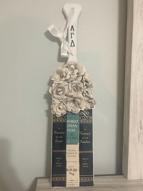 Dark Academia Book Themed Sorority Paddle Dark Academia Book, Paddle Ideas, Sorority Paddles, Paddles, Sorority, Dark Academia, Books, Pins