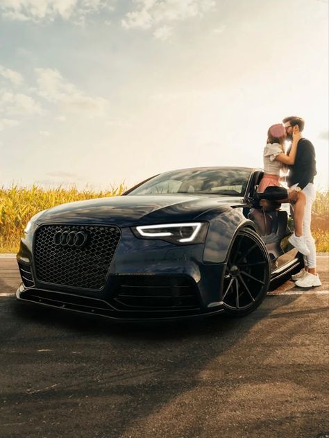 Audi Couple Goals, Sports Car Couple Photoshoot, Car Couple Goals, Car Couple Pictures, Cupple Pictures, Car Couples, Men Cars Photography, Photoshoot Car, Couple In Car