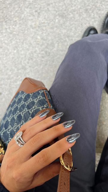 Rhode Gray Chrome Nails, Steel Grey Nails, Grey Pearl Nails, Dark Gray Chrome Nails, Chrome Grey Nails, Gunmetal Chrome Nails, Grey Nails With Chrome, Dark Grey Chrome Nails, Opi Brown To Earth