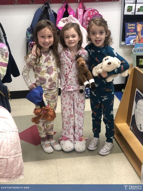 #StudentShoutout: It’s Pajama Day at Trinity Episcopal School and it sure looks like little McKinley G. is having an awesome girls night out with her pals. Fun! 🎉  #endofschoolyear #throwback #studentlife #schoolmemories #pajamaday Pjs Day School, Pajamas Day At School, Pajama Day Spirit Week, Pj Day At School, Pajama Day At School, Llama Llama Red Pajama, Pj Day, Pancakes And Pajamas, Pajama Day