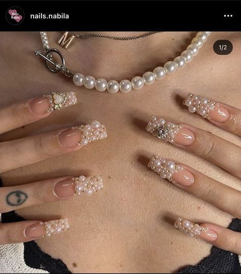 Nail Piercing, Her Nails, Soft Nails, Bling Acrylic Nails, Kawaii Nails, Hot Nails, Fire Nails, Bling Nails, Funky Nails