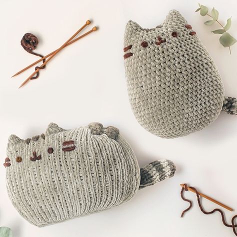 Pusheen Crochet, Crochet Pusheen, Cat Knitting, I Love My Cats, Bamboo Knitting Needles, Pusheen The Cat, Knitting Kit, Knitting Machine Projects, World Crafts