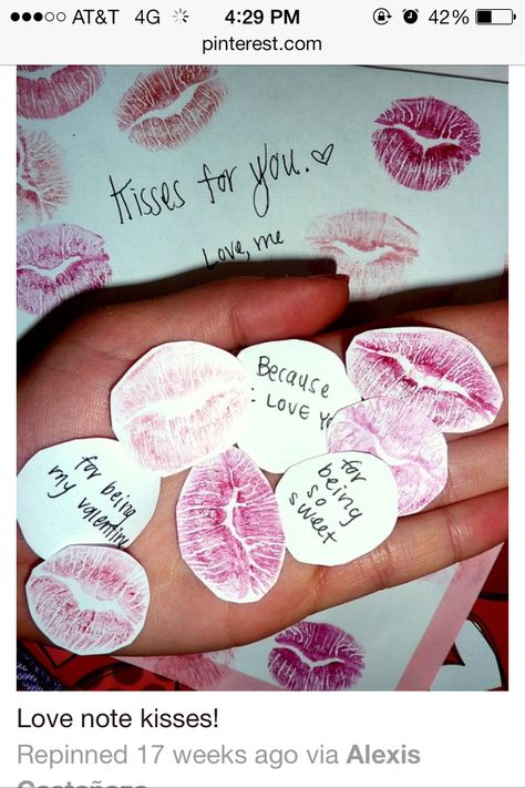 Love note kisses! Birthday Present Diy, Diy Anniversary Gift, Boyfriend Crafts, Diy Anniversary, Good Birthday Presents, Diy Gifts For Him, Boyfriend Diy, Diy Gifts For Boyfriend, Valentines Gifts For Him