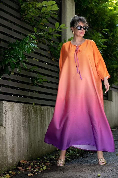 Ombre Kaftan Dress, Loose Maxi Dress Summer, Purple Kaftan, Orange Dress Outfits, Maxi Dress Summer, Loose Maxi Dress, 2024 Style, Dress With Long Sleeves, Caftan Dress