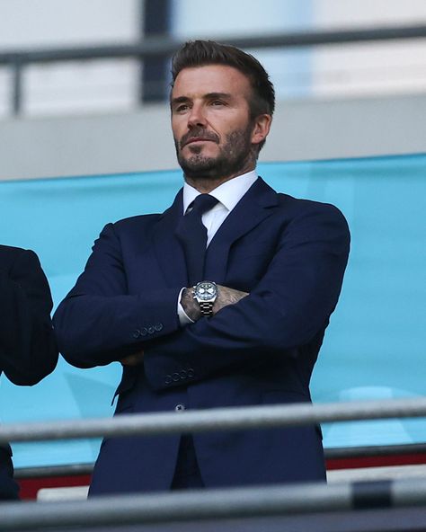 Beckham Suit, David Beckham Suit, David Beckham Style, Sport Soccer, David Beckham, Spice Girls, New Releases, Guys And Girls, Male Beauty