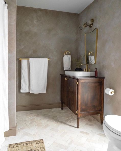 Color Atelier Paint & Plaster on Instagram: “A beautiful bathroom transformation with Limewash Paint in color Shaved Truffle 🤎 The right color in this nuanced texture can totally…” Limewash Walls, Limewash Paint, Washing Walls, Bathroom Inspo, Bathroom Renos, Guest Bathroom, Diy Bathroom, Interior Design Trends, Bathroom Renovation