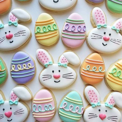 Bunny Video, Easter Sugar Cookies Decorated, Flour Box Bakery, Easter Biscuits, Kue Macaroon, Easter Egg Cookies, Easter Bunny Cookies, Royal Iced Cookies, Easter Sugar Cookies