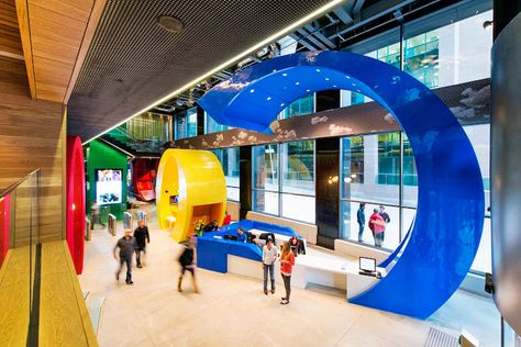 A Look Inside Google's Dublin Headquarters Google Headquarters, Google Office, Google Chrome Extensions, Office Pictures, Modern Office Design, Urban Furniture, Working Space, México City, Cool Office