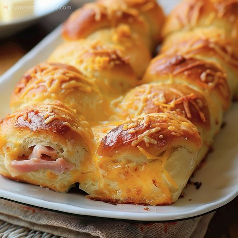 Savory Ham And Cheese Bread Rolls Recipe - My Home Made Recipe Ham And Cheese Bread, Stuffed Bread Rolls, Cheese Bread Rolls, Ham Rolls, Savory Ham, Apple Fritter Bread, Stuffed Bread, Bread Rolls Recipe, Chef Gordon