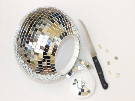 How To Make A Disco Ball Planter, Disco Ball Pot, Diy Disco Ball Planter, Maya Projects, Disco Planter, Disco Boho, Disco Ball Planter, Spring Planters, Diy Disco Ball