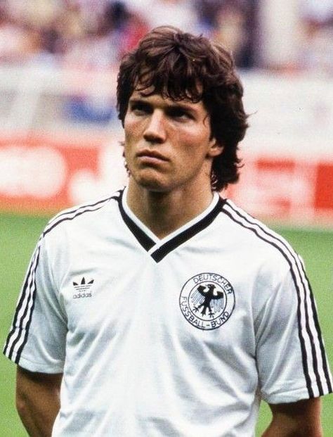 Lothar Matthaus, Germany Football, Best Football Players, Smash Cake, Fifa World Cup, Football Players, Fifa, My Boys, The Boys