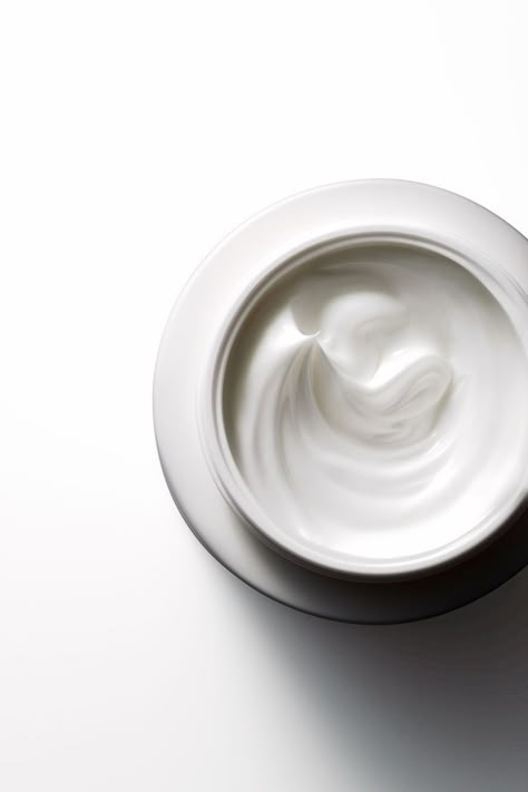 Tokujin Yoshioka, Beauty Texture, Beauty Still Life, Dyed Curly Hair, Creme Anti Age, Cosmetics Photography, Beauty Products Photography, Still Photography, Night Creams