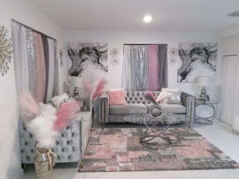 Glam girly living room ideas Living Room Designs Single Woman, Pink And Black Living Room Ideas Glam, Home Decor Ideas Living Room Modern Grey And Pink, Chanel Living Room Decor Ideas, Glam Interior Design Living Room, Glam Sitting Room Ideas, Gray And Pink Living Room Ideas, Pink Grey Living Room Ideas, Glam Living Room Grey