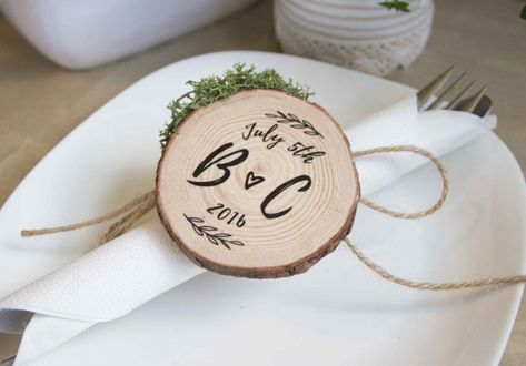 Wood Ornament Wedding Favors, Calligraphy Initials, Wood Slices Wedding, Wedding Fest, Ornament Wedding Favors, Laser Crafts, Community Hall, Homemade Wedding Favors, Wedding March