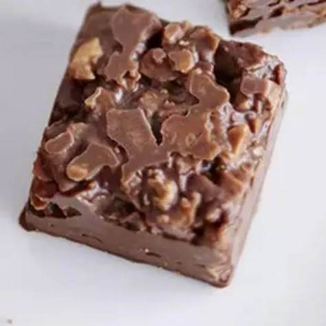 Chocolate Bar, No Cook Meals, Candy Bar, Truffles, Fudge, Granola, Macarons, Biscuits, Pastry