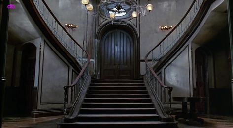 The Addams Family. Movie Sets And Backgrounds. Adams Family House, The Addams Family Movie, Addams Family House, Addams Family Musical, Addams Family Movie, Creepy Houses, Halloween Wallpapers, Adams Family, The Addams Family