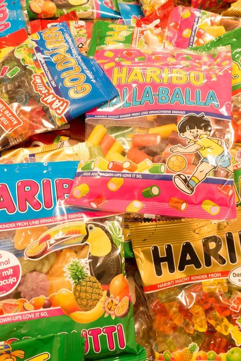 Haribo Gummy Bears Aesthetic, Haribo Aesthetic, Candies Aesthetic, German Snacks, Haribo Gummy Bears, Store Photography, Bon Bon Candy, Virtual Gift, Candy Aesthetic