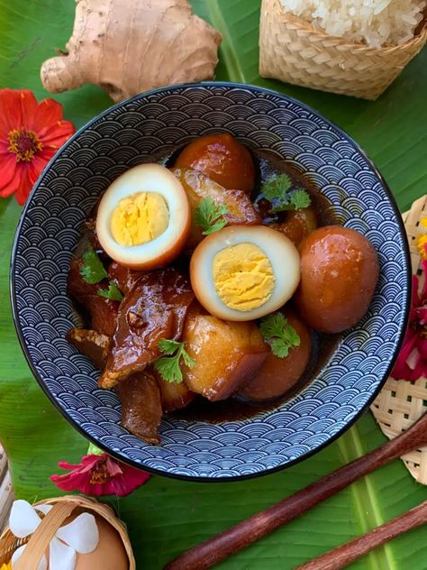 Easy Tom Khem Recipe (Lao Braised Pork With Eggs) – Hungry in Thailand Authentic Laotian Food, Easy Laos Recipes, Laos Food Authentic, Lao Food Recipes, Laos Recipes, Lao Recipes, Lao Food, Asian Meals, Khmer Food