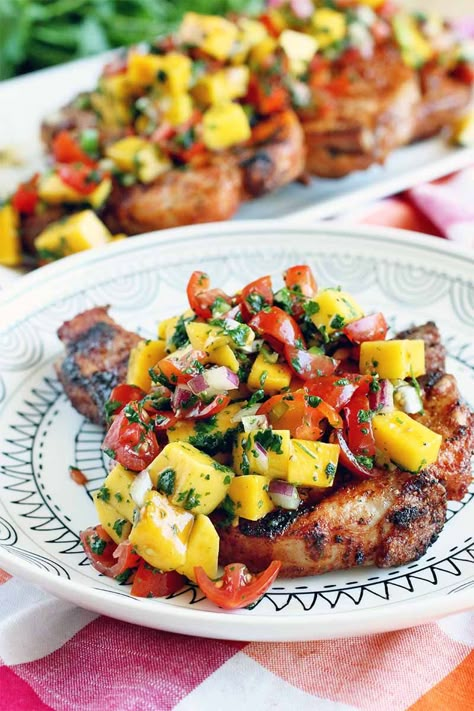 Pork Chop And Salsa Recipes, Pork Chop With Mango Salsa, Mango Salsa Pork Chops, Pork Chop Recipes With Fruit, Summer Pork Chops, Summer Pork Recipes, Pork With Mango Salsa, Mango Dishes, Firehouse Meals