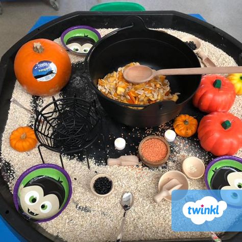 Pumpkin Tuff Tray Ideas, Pumpkin Soup Activities For Kids, Pumpkin Tuff Tray, Pumpkin Soup Activities, Pumpkin Investigation, Halloween Soup, Curiosity Approach Eyfs, Halloween Reading Comprehension, Halloween Activities For Toddlers