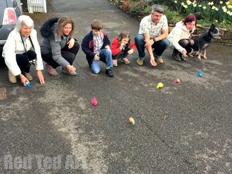 Adult Easter Games, Games For Family Gatherings, Family Easter Games, Egg Hunt Games, Easter Friday, Future Technology Gadgets, Easter Good, Easter Games For Kids, Easter Party Games