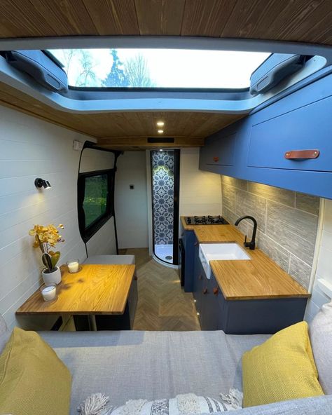 Luton Van Conversion, Van Conversion Ideas, Rv Table, Van Dwelling, Tiny House Luxury, Campervan Conversion, Ikea Kitchen Design, Van Conversion Interior, Mobile Living