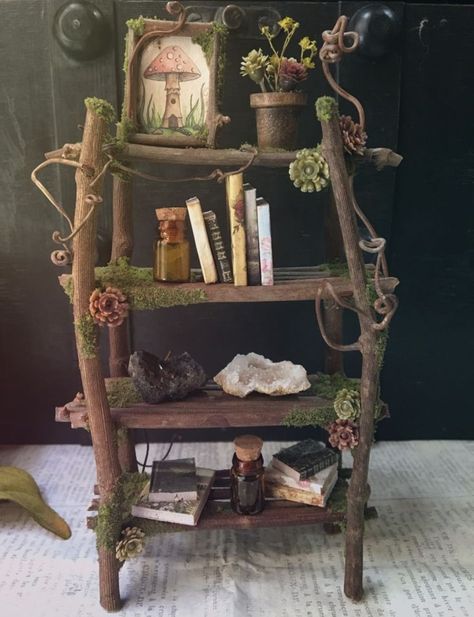 Fairy Bookshelf, Hostel Room Makeover, Cottage Core Bedroom, Cottage Core Room, Forest Bedroom, Home Decor Ideas Bedroom, Forest Room, Cottagecore Room, Fairy Room