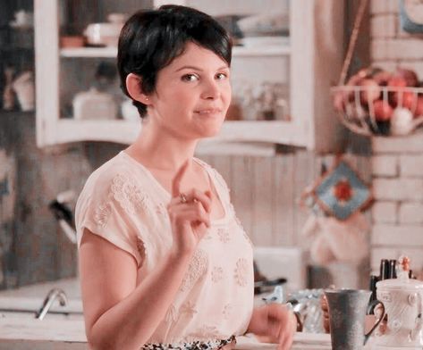 Ginnifer Goodwin Pixie, Mary Margret, Mary Margaret Blanchard, Hair Tricks, Mary Margaret, Ginnifer Goodwin, Eva Green, Mommy Style, Cute Cuts