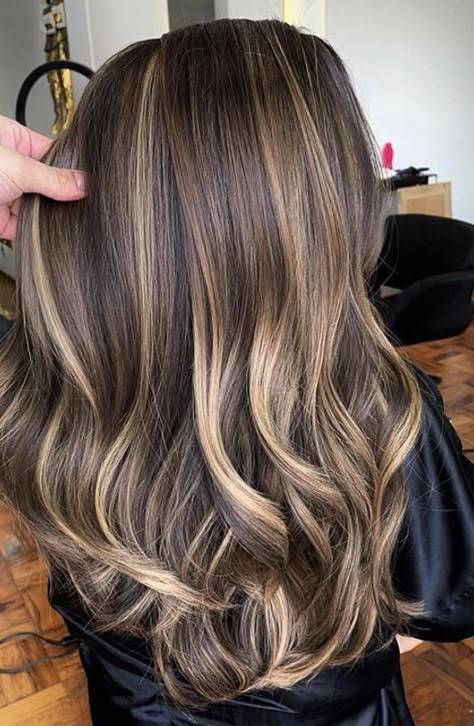 Haircolor Ideas For Dark Brown Hair, Balayage For Dark Brown Hair 2023, Balayage Highlights For Dark Brown Hair, Highlites For Brown Hair Brunettes, Brown Hair With Blonde Highlights 2023, Brown Hair With Hilites, Highlights On Burnett Hair, Balayage Hair Medium Length Brunette Straight, Brown W Highlights Hair