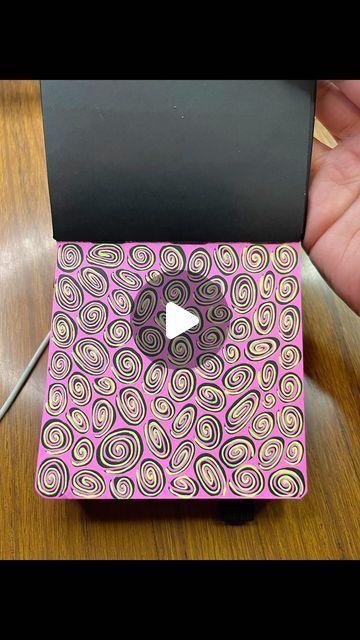 Kristiina Kaunisaho on Instagram: "Art idea on black paper pt. 5 ✨

Materials: Sakura sketchbook (140 g/m²) & Gelly roll gel pen

And please, don’t post my videos on your own profile without permission! Sharing them in your story is okay 🤗

#howtodraw #howtodoodle #drawingtutorial #drawingtutorials #arttutorial #arttutorials #tutorial #zendoodle #zentangle #doodling #doodleart #art #artist #draw #drawing #artgram #artistsoninstagram #artistoninstagram #relaxingart #gellyroll #sakura #gellyrollpens #blackpaper #blackpaperart" Gellyroll Pen Art, Black Paper Gel Pen Art, White Gel Pen Art Black Paper, Gellyroll Pen, Sakura Gelly Roll Pens Art, Gel Pen Mandala, Gel Pen Drawings, Gel Pen Art, Relaxing Art