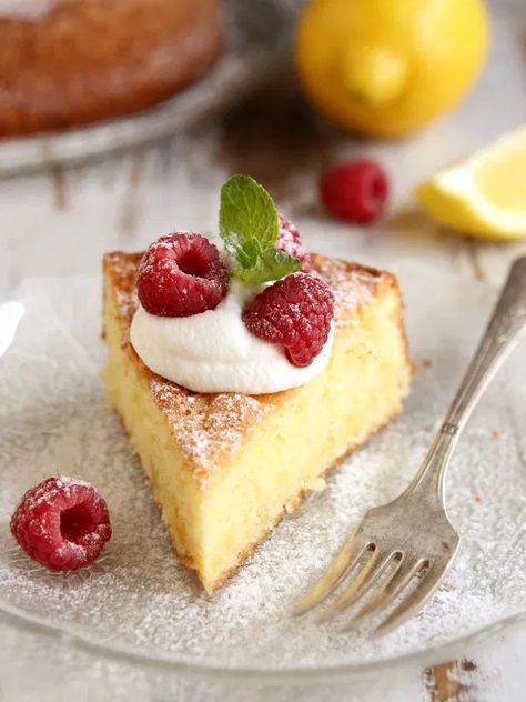 Lemon Ricotta Cake Recipes, Hugo Cocktail, Baking Lemon, Ricotta Cake Recipes, Lemon Ricotta Cake, Lemon Olive Oil Cake, Completely Delicious, Frozen Cocktail, Lemon Cakes