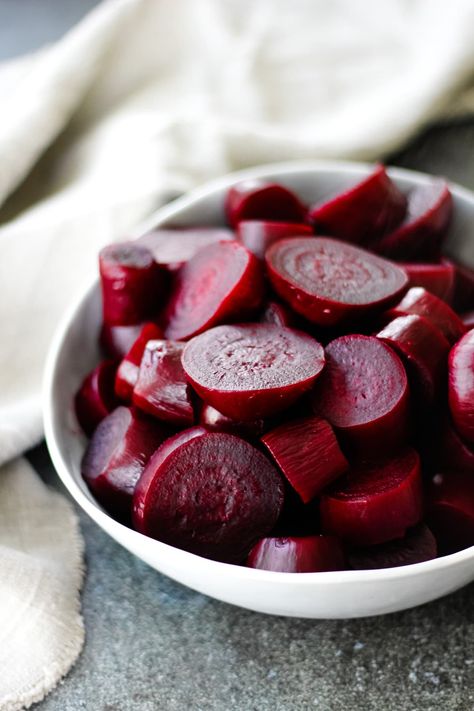 Roast Beets, Roasted Beets Recipe, Roasting Beets In Oven, Roasted Beets And Carrots, A Few Hours Later, Cooking Beets, Roasted Beet Salad, Fresh Beets, Slow Cooker Roast